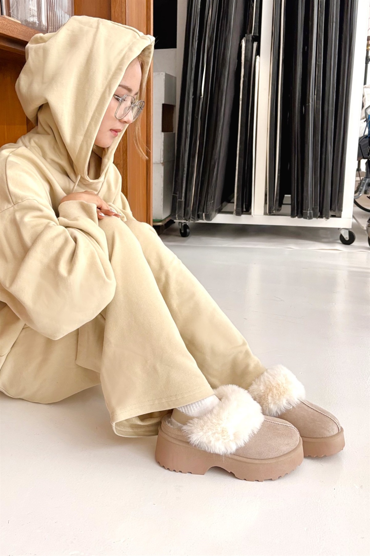 Darich フェイクムートンベルトスリッポン キャメル Sサイズ Darich - ダーリッチ フェイクムートンベルトスリッポンの通販 by