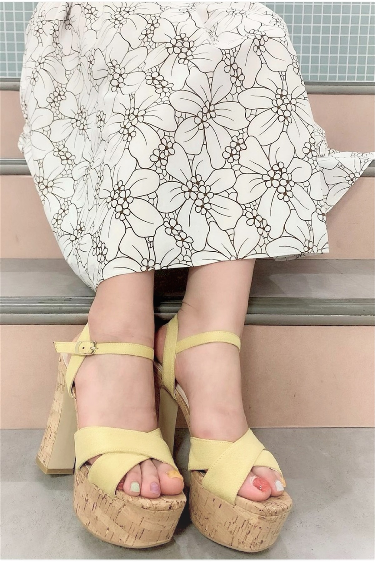 R E コルクチャンキーヒールクロスサンダル R E Rezoy Official Store