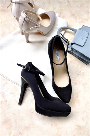 R&E アンクルストラップラメハイヒールパンプス